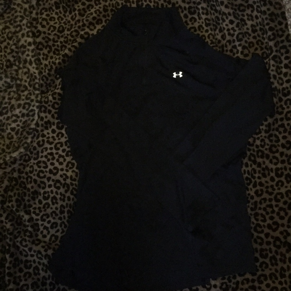 NWOT 1/3 zip semi fit under armour long sleeve